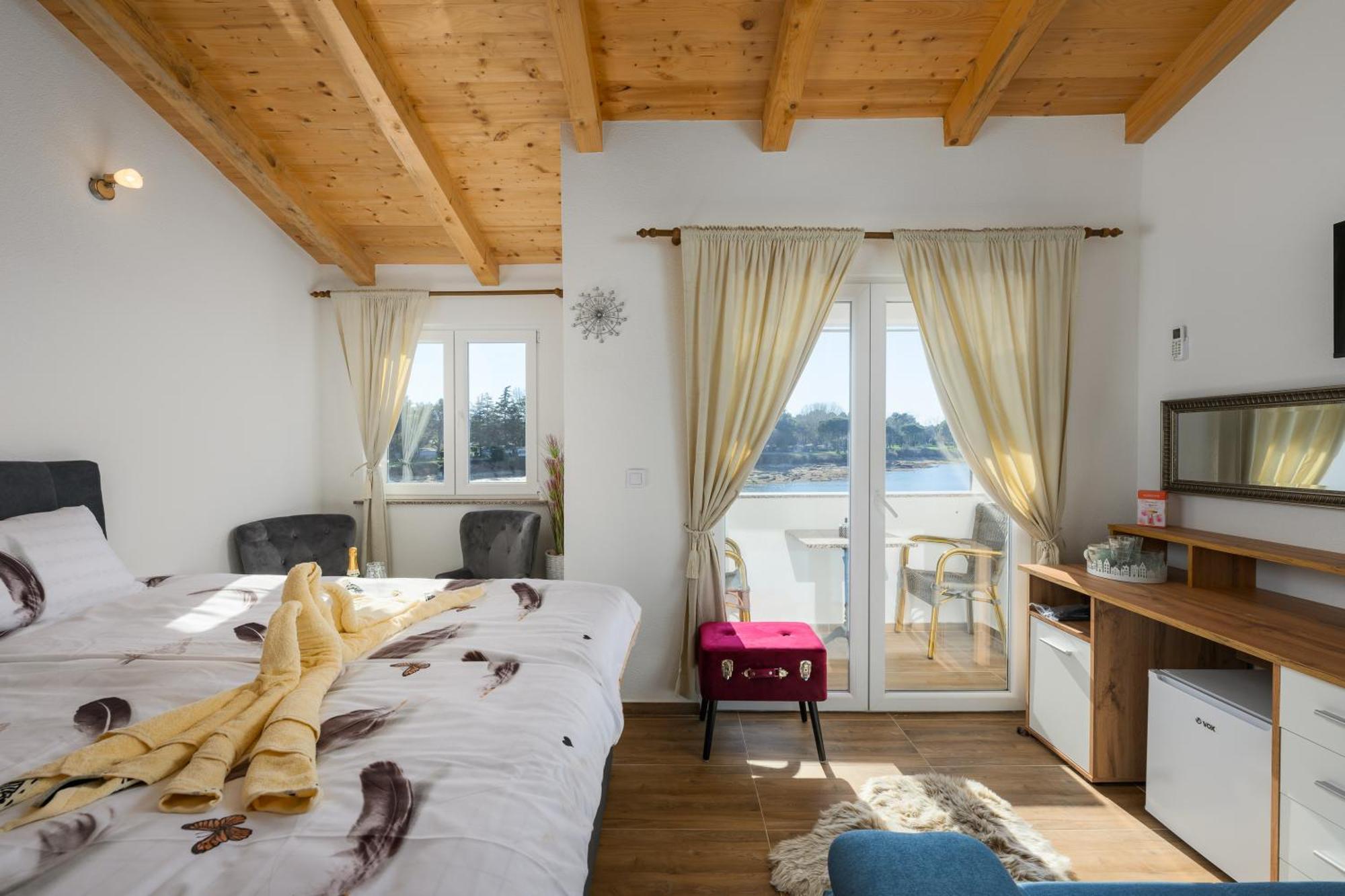 Villa Bonaca Savudrija Bagian luar foto